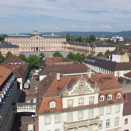 Hotel Zum Goldenen Mann Раштатт Экстерьер фото