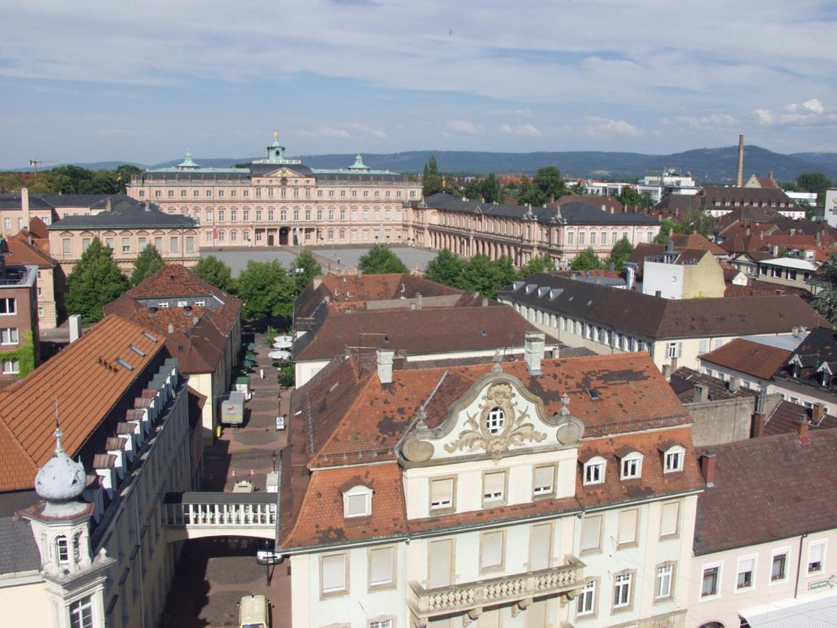 Hotel Zum Goldenen Mann Раштатт Экстерьер фото